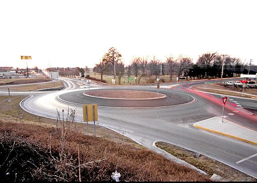 233.3 Photo1 Roundabout.jpg